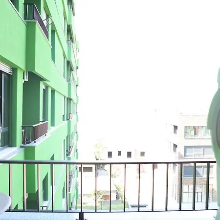 Family 2 Appartement *