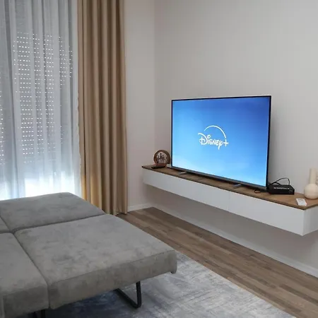Family 2 Appartement *